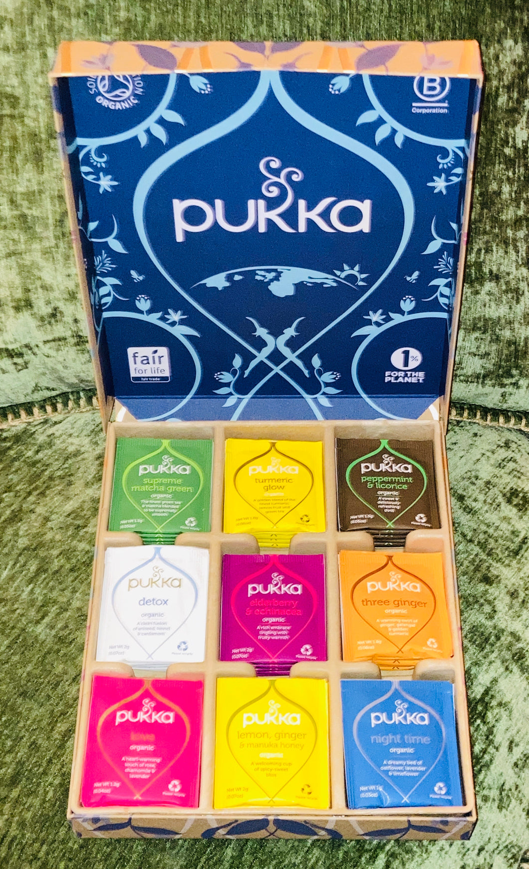 pukka-  Sachets of tea